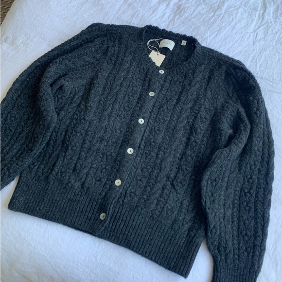 NWT Doen Emery Wool Alpaca Cable Knit Button Cardigan Sweater Moonshadow Gray - Picture 2 of 8